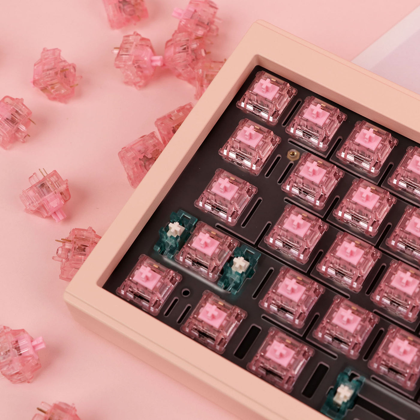 EPOMAKER Dawn Pink Switch Set — packaging and accessories